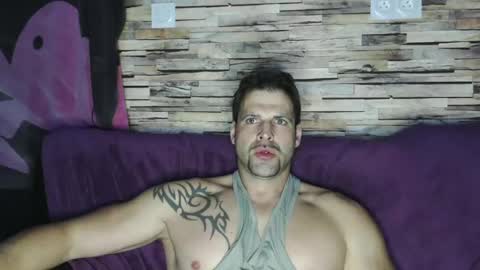 Snapshot of bigboyband chatting on 12, 2, 2025 Bigboyband online show from 12, 2, 2025