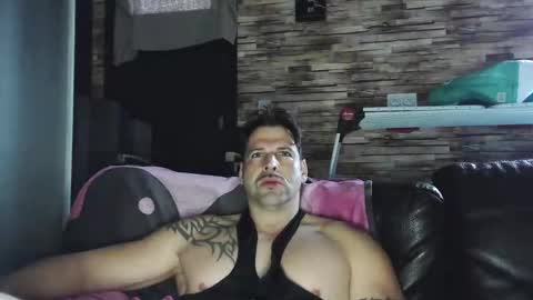 Snapshot of bigboyband chatting on 10, 1, 2026 Bigboyband online show from 10, 1, 2026