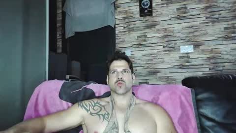 Snapshot of bigboyband chatting on 19, 1, 2026 Bigboyband online show from 19, 1, 2026