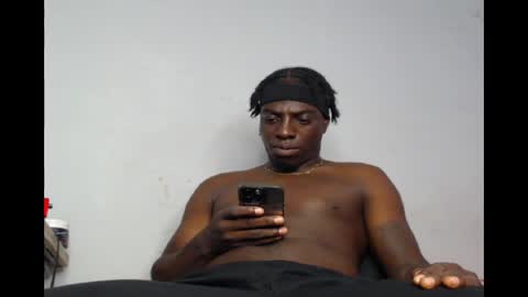 Snapshot of bigbryson1 chatting on 21, 4, 2026 Bryson online show from 21, 4, 2026