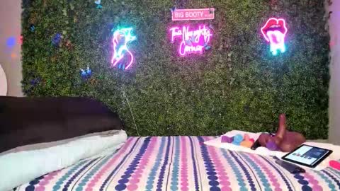 bigbuttsarena online show from 5, 2, 2026