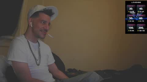 Jon - Im Straight online show from 15, 10, 2025