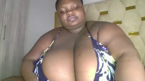 Snapshot of bigchocotities chatting on 3, 2, 2026 bigchocotities online show from 3, 2, 2026