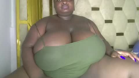 Snapshot of bigchocotities chatting on 18, 2, 2026 bigchocotities online show from 18, 2, 2026