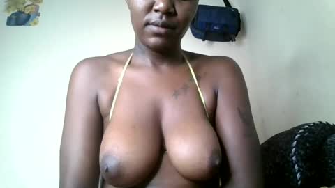 Snapshot of bigclit030 chatting on 21, 7, 2026 bigclit030 online show from 21, 7, 2026