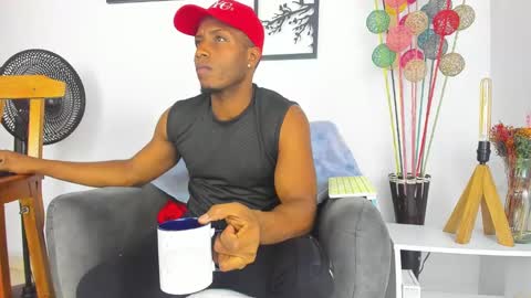 Snapshot of bigcock_latin01 chatting on 3, 2, 2025 sexy muscle online show from 3, 2, 2025