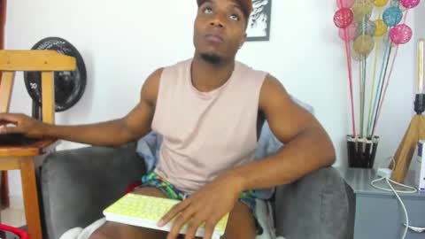 Snapshot of bigcock_latin01 chatting on 3, 3, 2025 sexy muscle online show from 3, 3, 2025