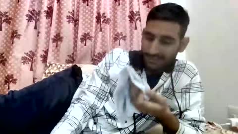 akash online show from 9, 10, 2025
