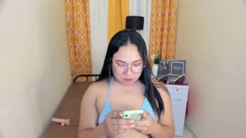 BABY LEXIE online show from 9, 4, 2026