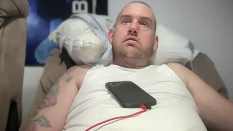 bigcocksuckingslut online show from 30, 1, 2025