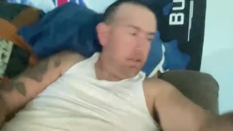 bigcocksuckingslut online show from 2, 11, 2025