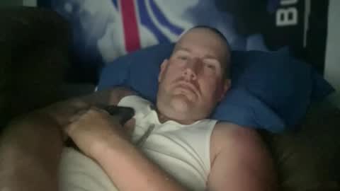 bigcocksuckingslut online show from 17, 5, 2026