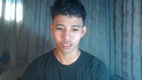 bigcockyummysexjosh online show from 16, 4, 2026