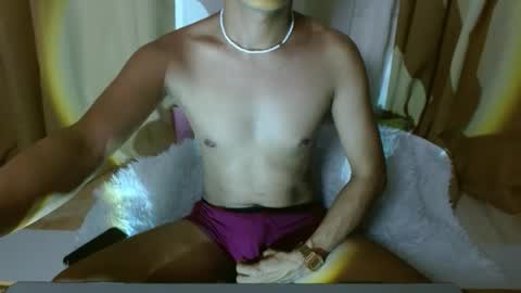Snapshot of bigdickasian_gay chatting on 14, 10, 2025 bigdickasian_gay online show from 14, 10, 2025