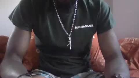 Snapshot of bigdickb917 chatting on 1, 5, 2026 Sir Big dick B online show from 1, 5, 2026