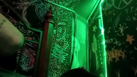 Snapshot of bigdickguy69690 chatting on 10, 1, 2025 bigdickguy69690 online show from 10, 1, 2025