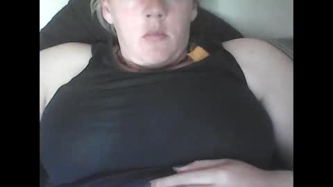 Snapshot of bigdoublee chatting on 19, 12, 2025 bigdoublee online show from 19, 12, 2025