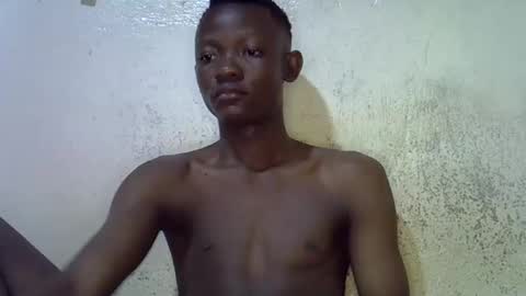 Snapshot of bigfeet9999 chatting on 18, 2, 2025 Ask in pvt online show from 18, 2, 2025