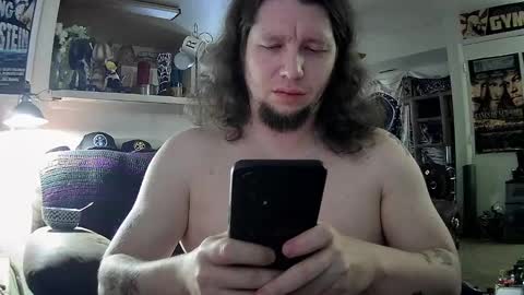 biggerisbetter21 online show from 8, 1, 2025