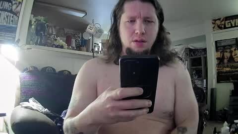 biggerisbetter21 online show from 23, 1, 2025