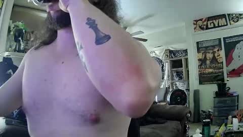 biggerisbetter21 online show from 30, 1, 2025