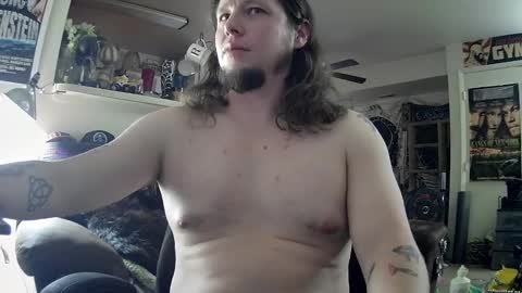 biggerisbetter21 online show from 2, 2, 2025