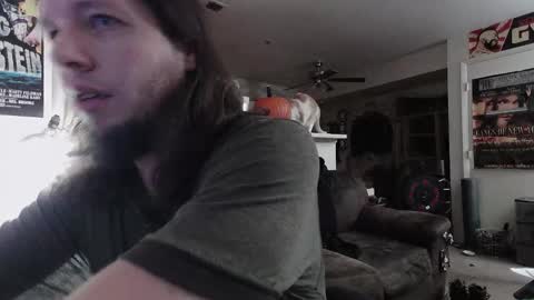 biggerisbetter21 online show from 31, 10, 2025