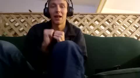 Snapshot of biggestboiiii chatting on 24, 1, 2025 biggestboiiii online show from 24, 1, 2025