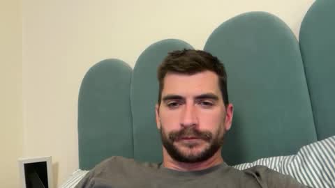 Snapshot of biggunz8 chatting on 23, 10, 2025 biggunz8 online show from 23, 10, 2025