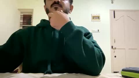 Snapshot of bighandsomesatisfy chatting on 2, 2, 2025 bighandsomesatisfy online show from 2, 2, 2025