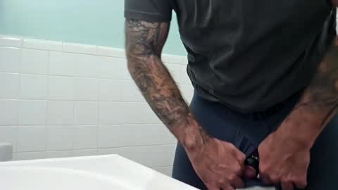 Snapshot of bignick850717520 chatting on 21, 10, 2025 bignick850717520 online show from 21, 10, 2025