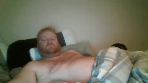 Snapshot of bigred92899 chatting on 27, 10, 2025 bigred92899 online show from 27, 10, 2025