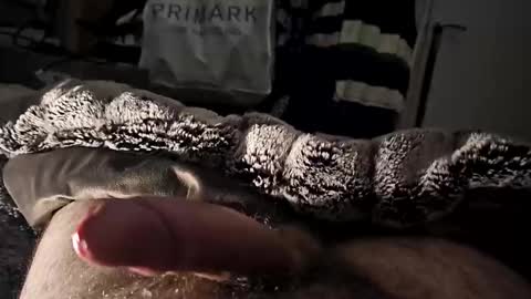 Snapshot of bigrobnob chatting on 15, 12, 2025 bigrobnob online show from 15, 12, 2025