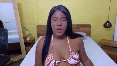 Snapshot of bigroundbooty_ chatting on 12, 2, 2026 bigroundbooty_ online show from 12, 2, 2026