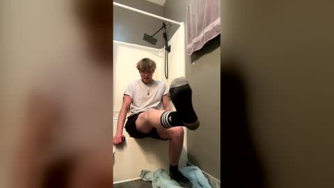 bigskinnyboyshh online show from 10, 6, 2026