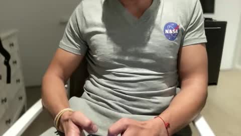 Snapshot of bigsong78 chatting on 13, 11, 2025 BigHardCock horny Balearic Islands online show from 13, 11, 2025