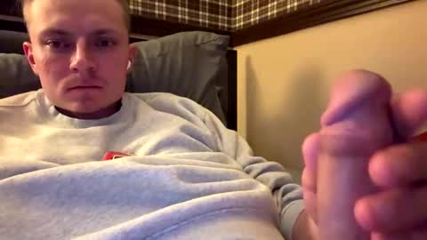 Snapshot of bigspoon610 chatting on 25, 10, 2025 bigspoon610 online show from 25, 10, 2025