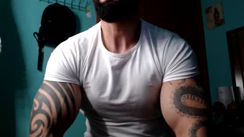 Snapshot of bigstallone chatting on 5, 1, 2025 BigStallion online show from 5, 1, 2025