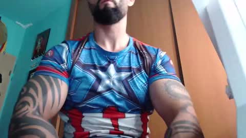 Snapshot of bigstallone chatting on 17, 9, 2025 BigStallion online show from 17, 9, 2025