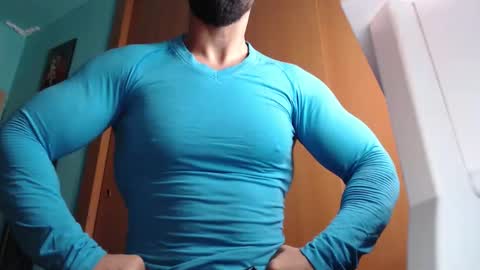 Snapshot of bigstallone chatting on 18, 9, 2025 BigStallion online show from 18, 9, 2025