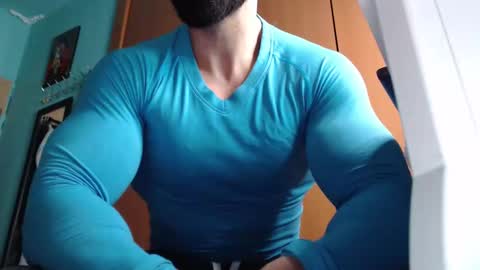 Snapshot of bigstallone chatting on 16, 10, 2025 BigStallion online show from 16, 10, 2025