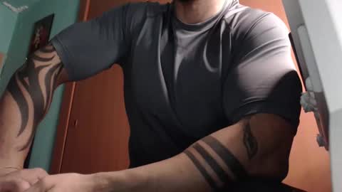 Snapshot of bigstallone chatting on 22, 10, 2025 BigStallion online show from 22, 10, 2025