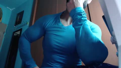 Snapshot of bigstallone chatting on 17, 11, 2025 BigStallion online show from 17, 11, 2025