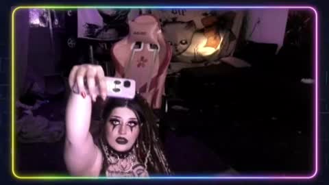 Snapshot of bigtiddygothxx chatting on 19, 7, 2026 Lealithhh online show from 19, 7, 2026