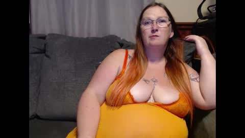 Snapshot of bigtitsgirl9991 chatting on 10, 9, 2025 Kim online show from 10, 9, 2025