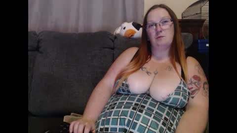 Snapshot of bigtitsgirl9991 chatting on 3, 10, 2025 Kim online show from 3, 10, 2025