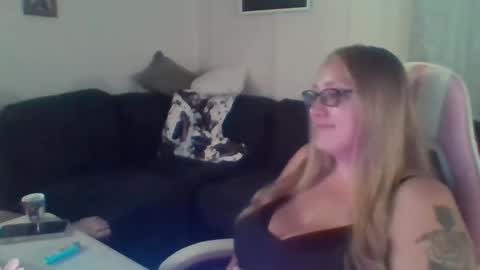 Mountain Mama online show from 3, 10, 2025