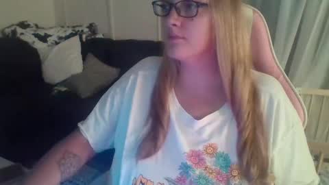 Mountain Mama online show from 8, 10, 2025