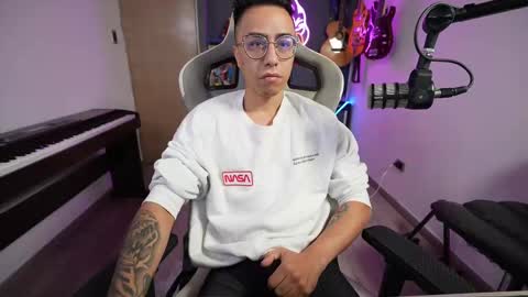 bigxboy96 online show from 12, 2, 2025