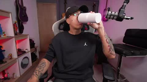 Snapshot of bigxboy96 chatting on 3, 6, 2026 bigxboy96 online show from 3, 6, 2026